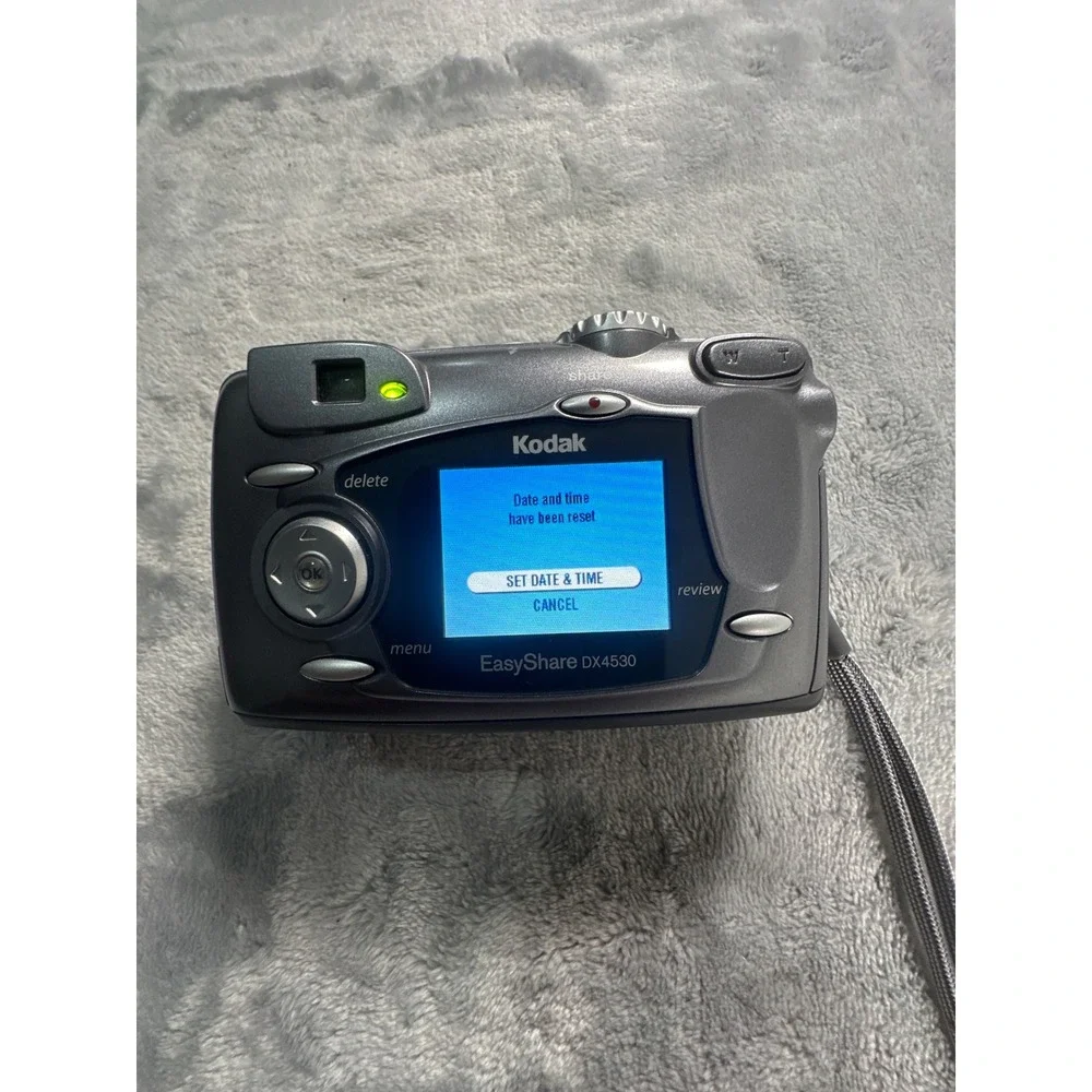 Kodak EasyShare DX4530 Digital Camera 5.0MP 3x Optical Zoom Grey Point and Shoot